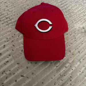 MLB Cincinnati Reds Baseball Strapback Dad Hat Cap